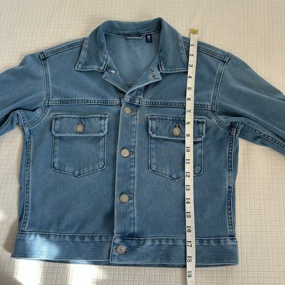 Uniqlo Japan Kids Unisex Denim Jacket Madium Wash Size 140 CM/ US 8-10 - Picture 7 of 10